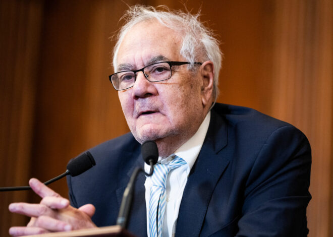 Former Rep. Barney Frank dead at 86