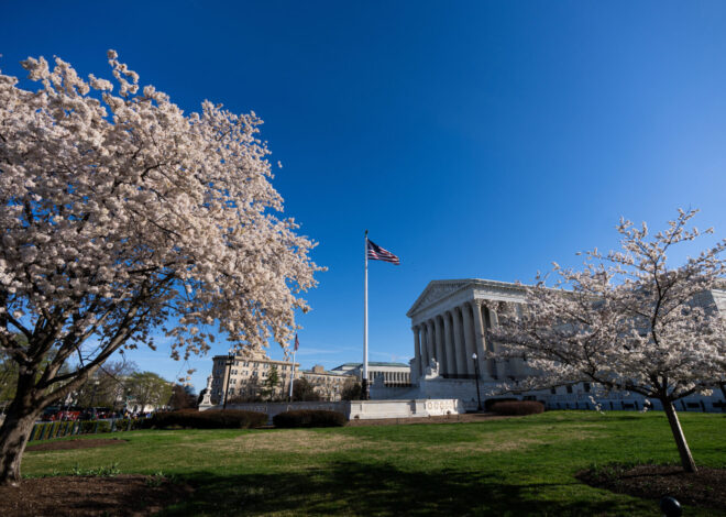Alabama groups urge Supreme Court to halt congressional map