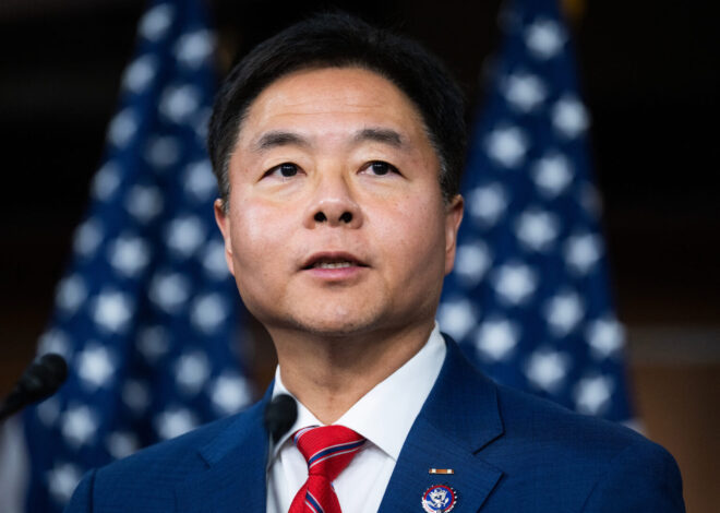 Rush to regulate AI divides Democrats in Congress