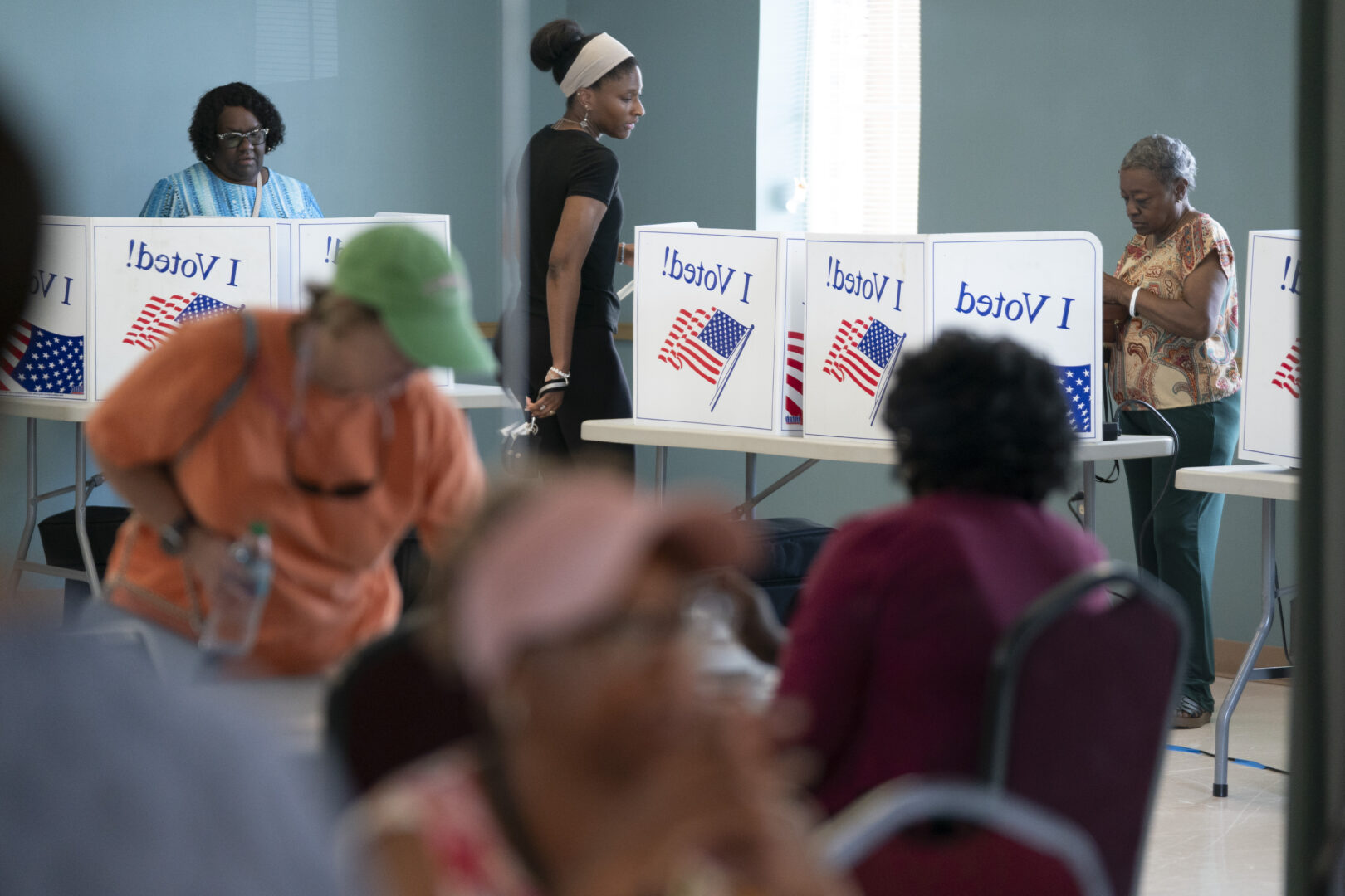 Unhappy independents will decide this election