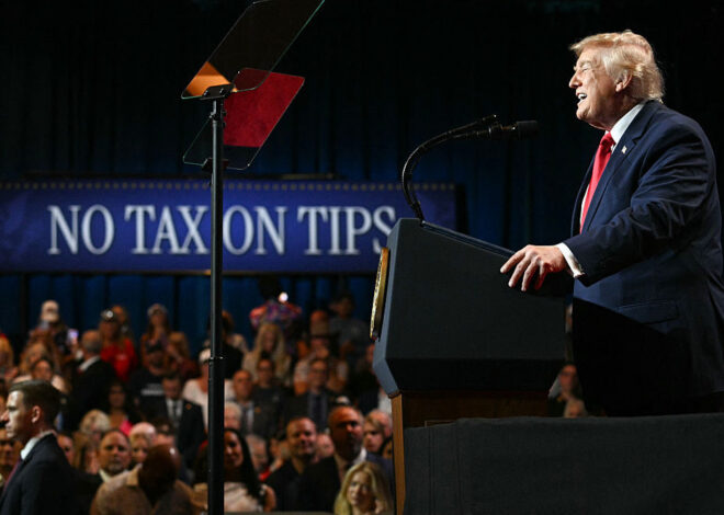 At Las Vegas campaign stop, Trump slams Michigan winner Abdul El-Sayed