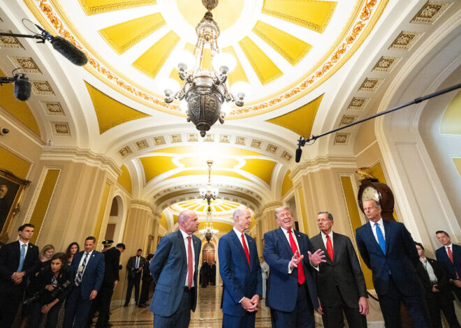 Trump heads west as Senate eyes pre-midterm recess