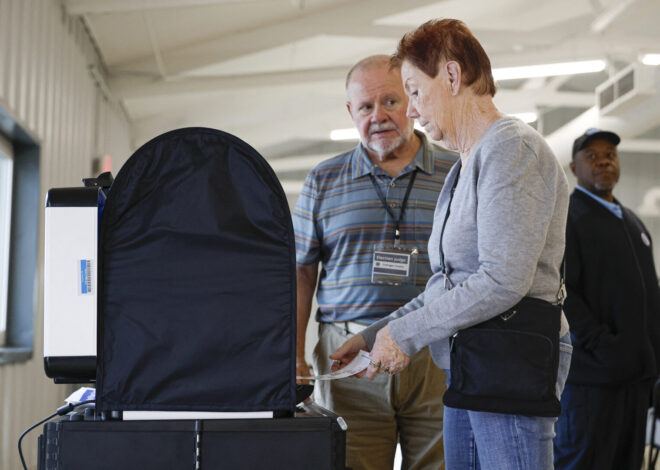 Supreme Court revives expansion of federal voter database