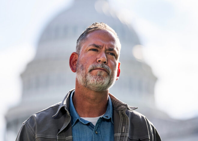 Who would this independent caucus with? ‘Everybody’