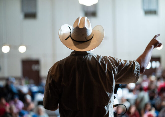 In South Texas, Bobby Pulido urges voters to see beyond red and blue