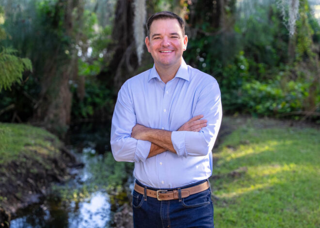 Florida Democrat is latest candidate to unveil anticorruption plan