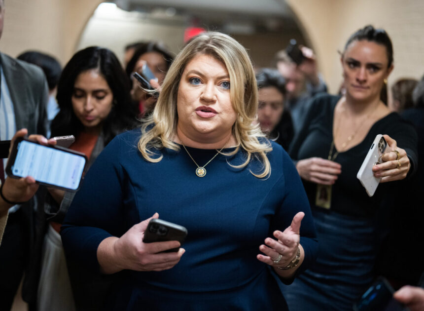 Background checks should be mandatory for Hill staff, Cammack says